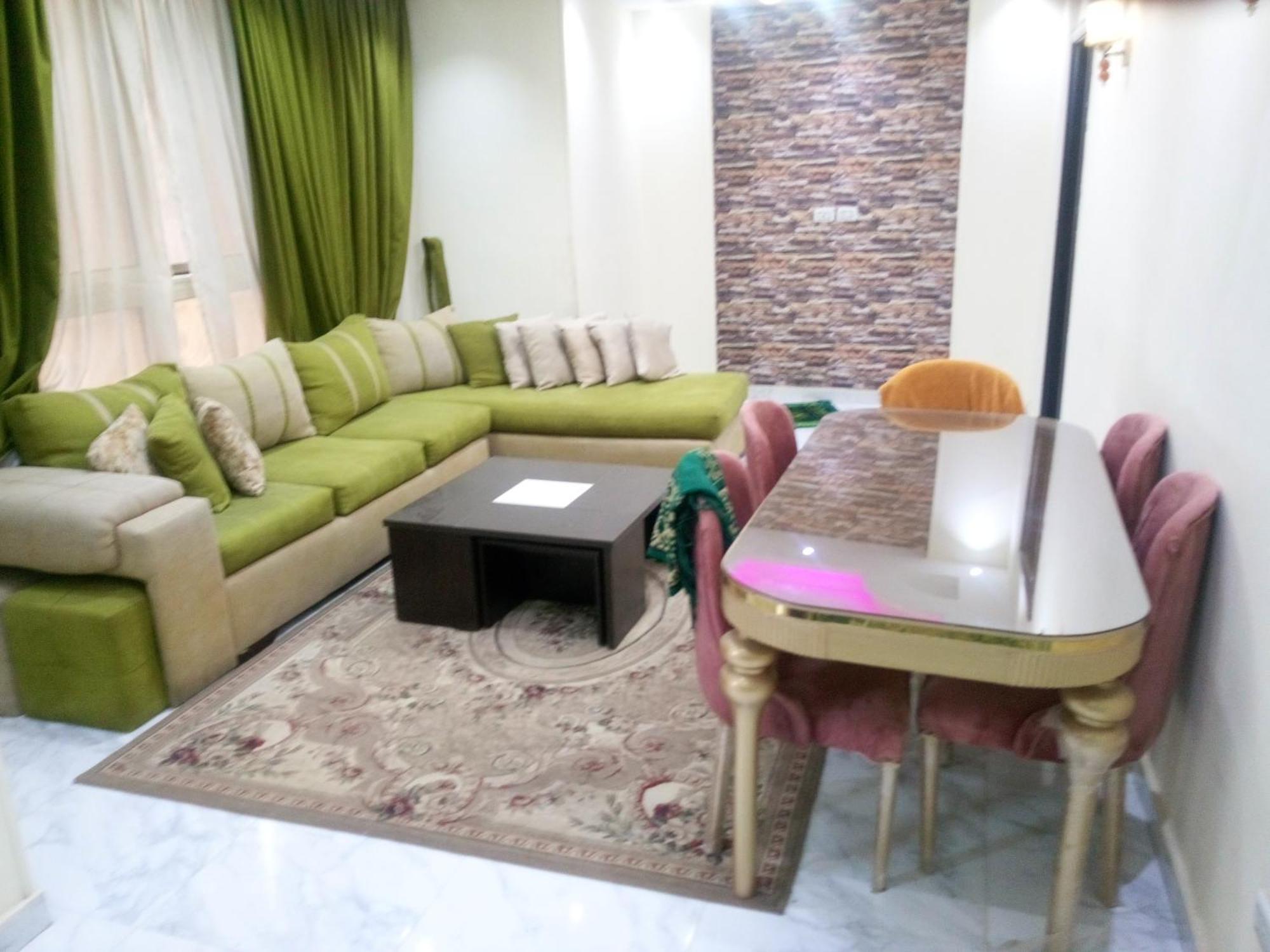 Apartment 11 ش الحسن الدقى Cairo